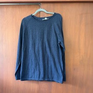 NWT Grayson & Dunn blue sweater